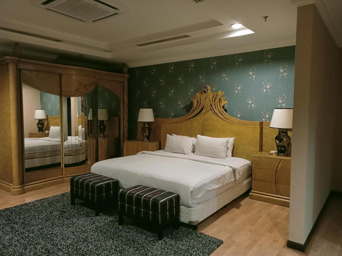 Ar Suite At Berjaya Times Square Куала-Лумпур Экстерьер фото